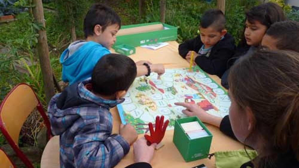 A l'étape 4, on pouvait participer à un grand jeu de plateau autour des fruits et légumes.